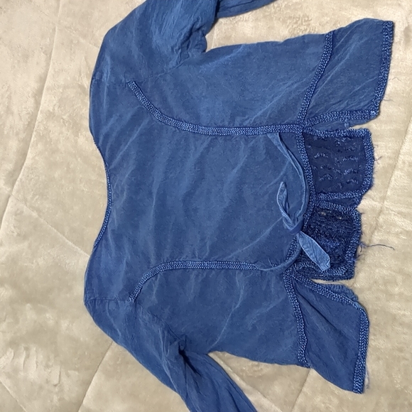 Blue jean material looking blouse - Picture 6 of 8